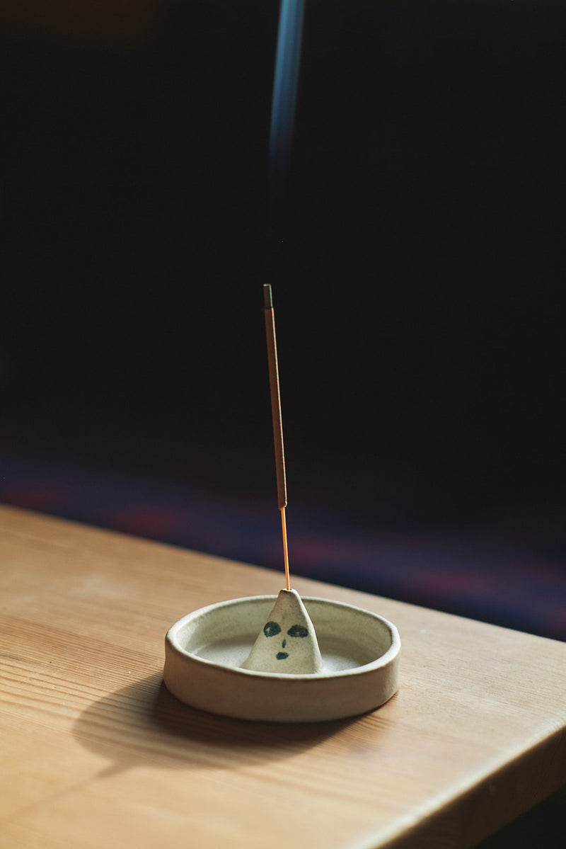 INCENSE HOLDER WITH SAUCER