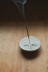 INCENSE HOLDER WITH CONIC BASE